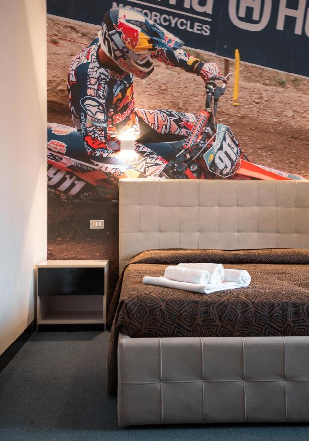 Hotel Ciclamino Pietramurata Kültér fotó