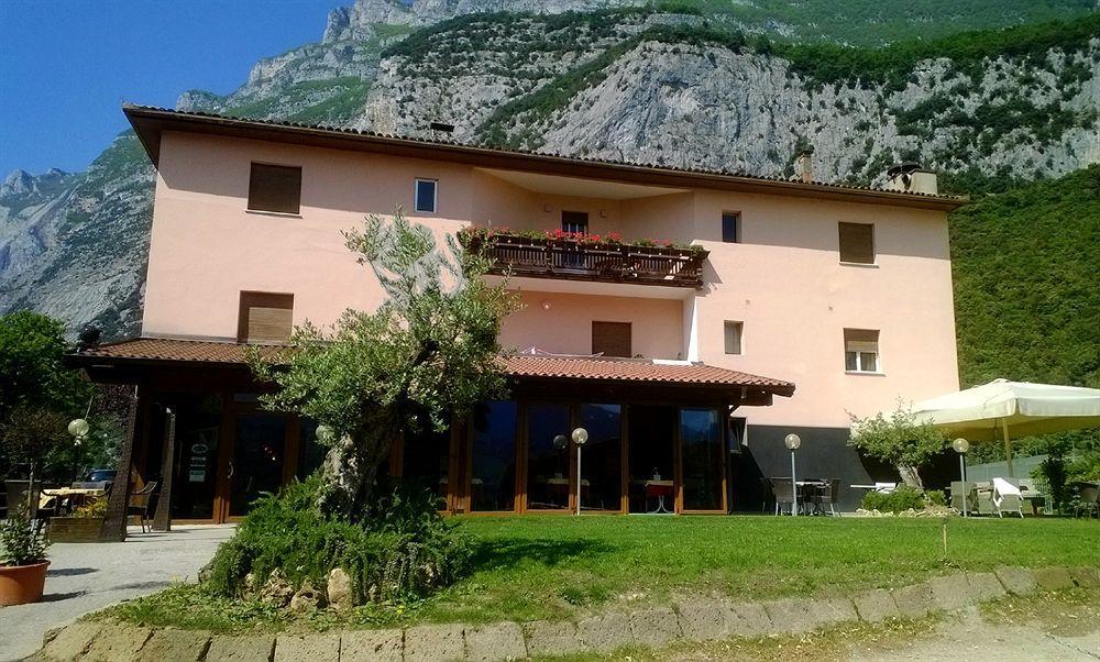 Hotel Ciclamino Pietramurata Kültér fotó